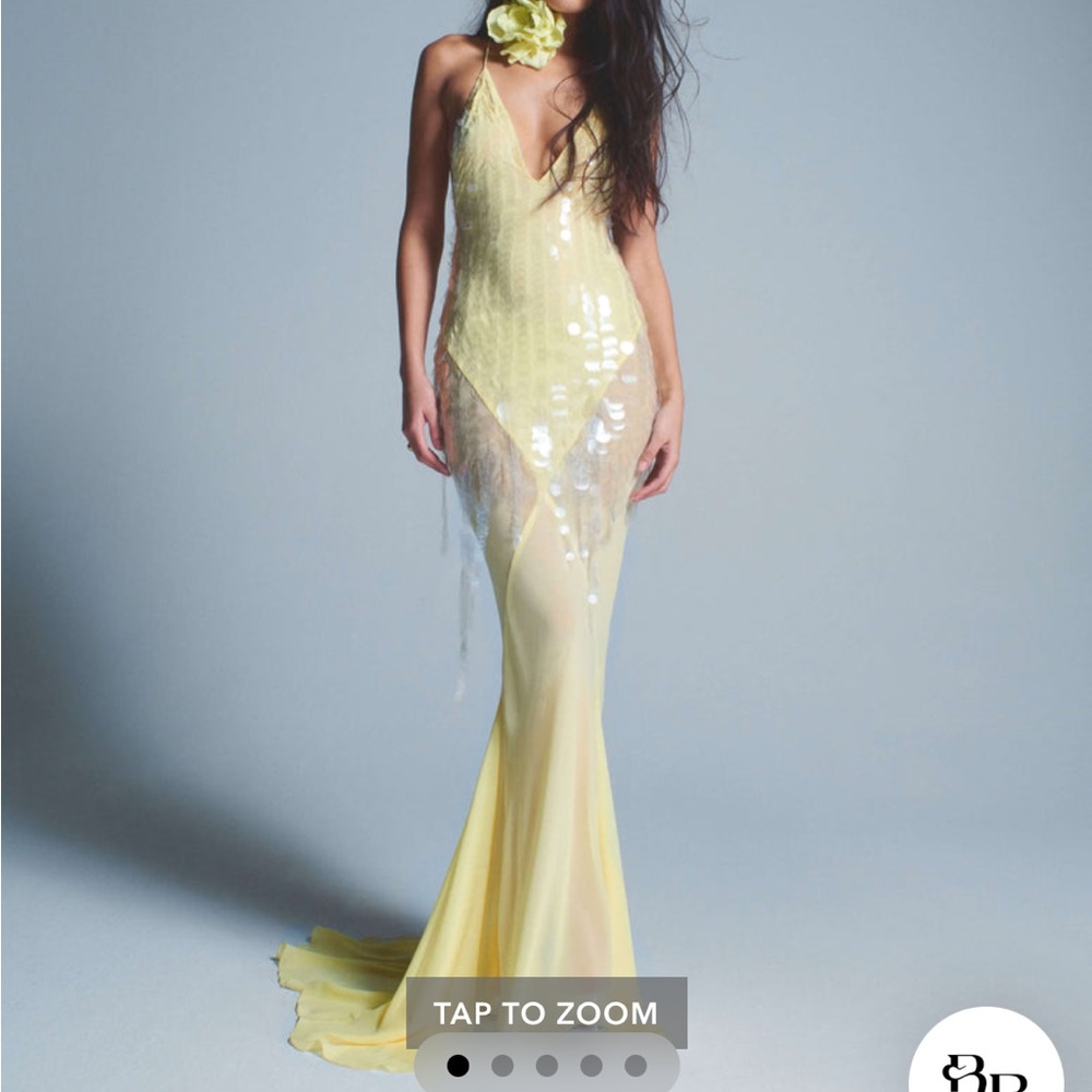 Elegant Yellow Evening Gown
